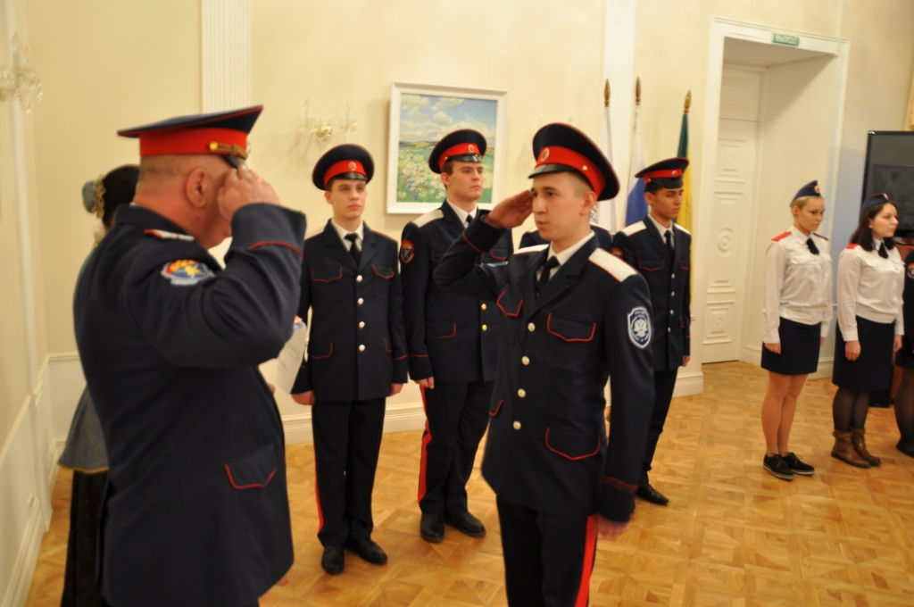 Посвящение студентов-казаков прошло в губернаторском доме