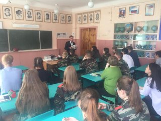 Встреча со школьниками Ивачева Михаила Александровича с кафедры «Пожарная безопасность» 