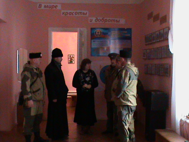 Колышлейские казаки доставили в ЛНР благотворительную помощь