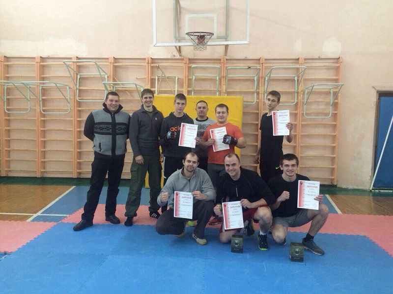 Студент 4 курса "Техносферной безопасности" Киселёв Роман занял 3-е место на внутриклубном турнире по "Засечному бою".