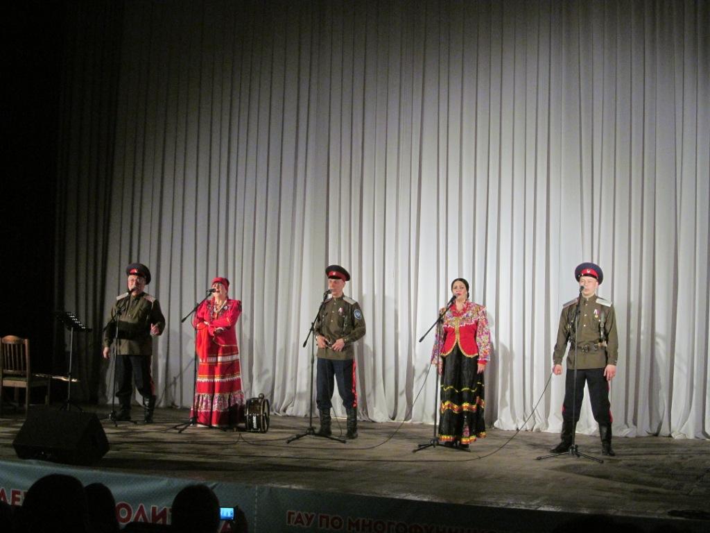 В Пензе состоялась презентация концертной программы "Лети казачья песня над Сурою!" ансамбля казачьей песни "Стерх"